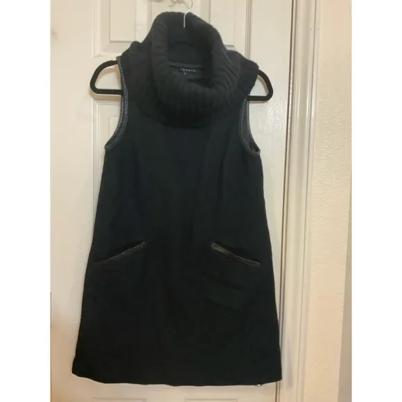 Abrelia explorer Wool/cashmere/lamb leather turtleneck Theory Dress, Size 4