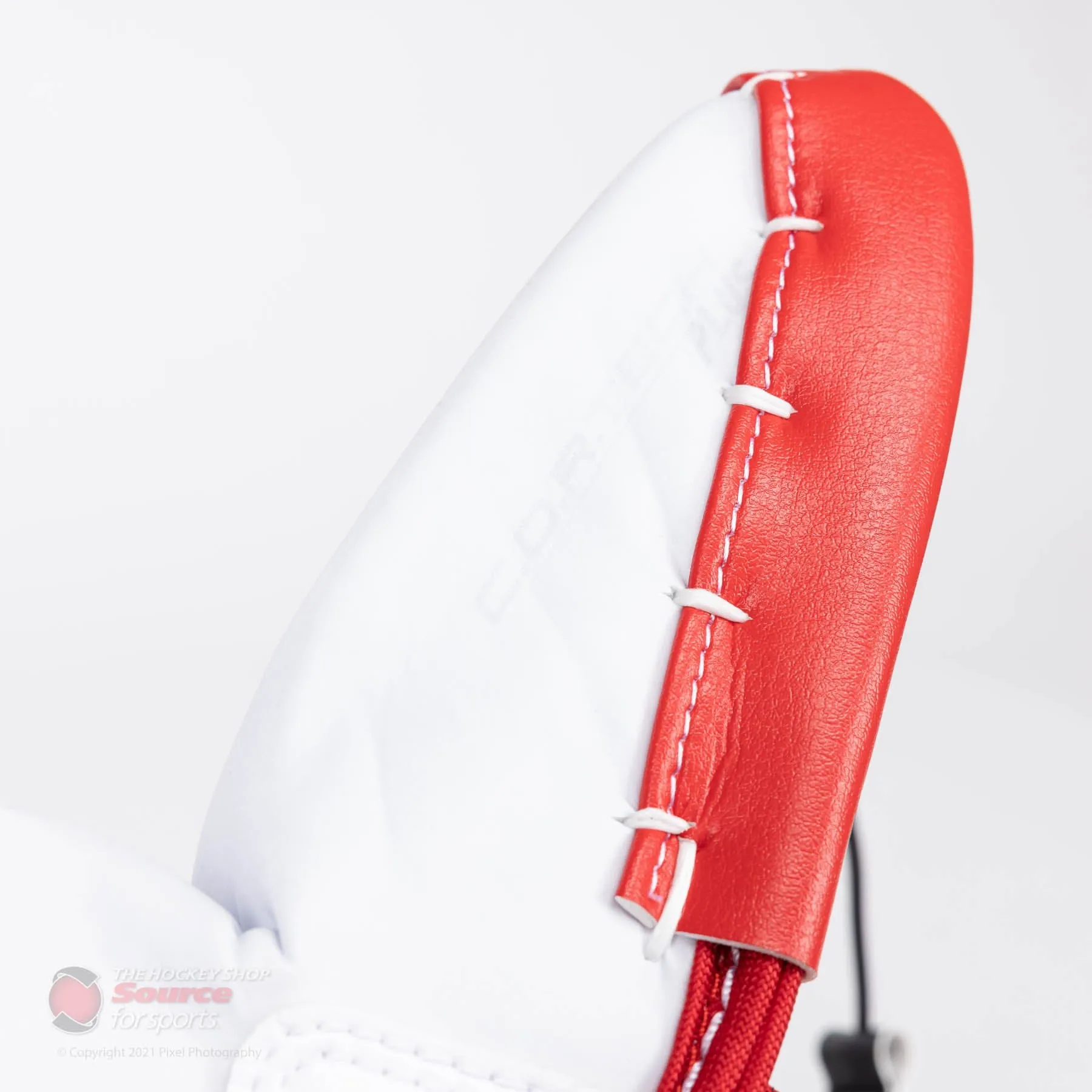 Bauer Vapor HyperLite Senior Goalie Leg Pads