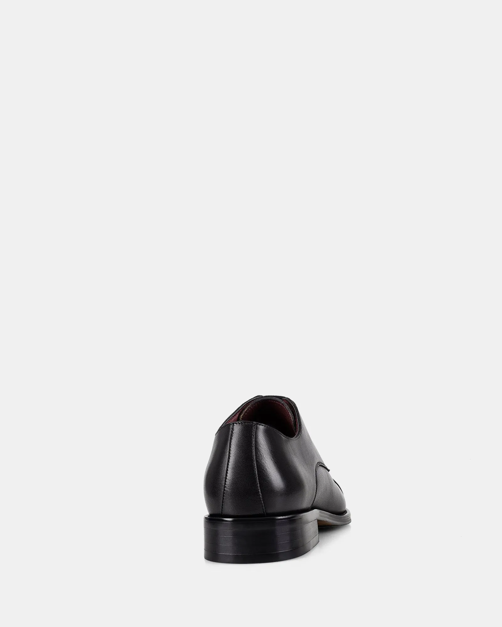 Bay Black