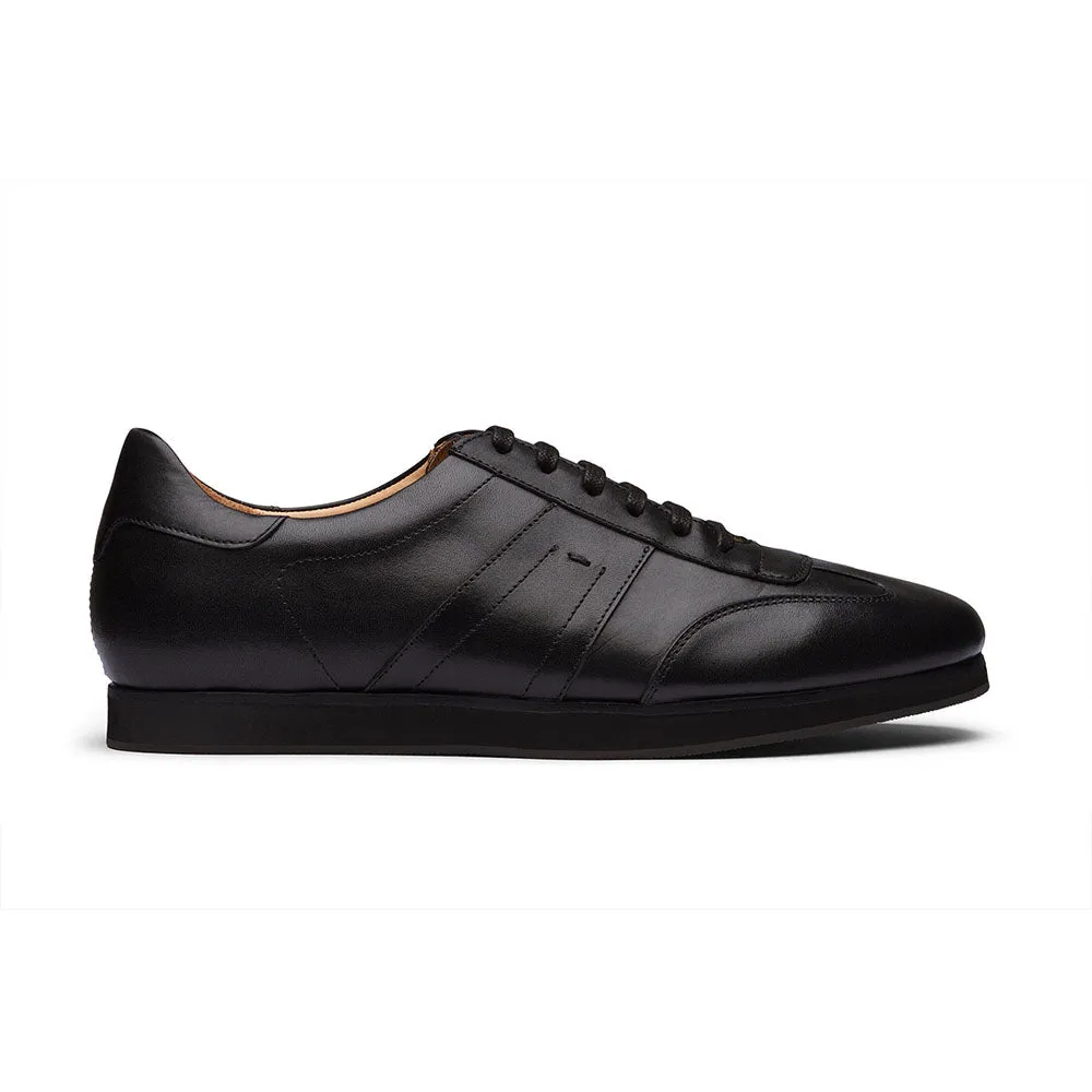 Black European Classic Minimal Sneaker