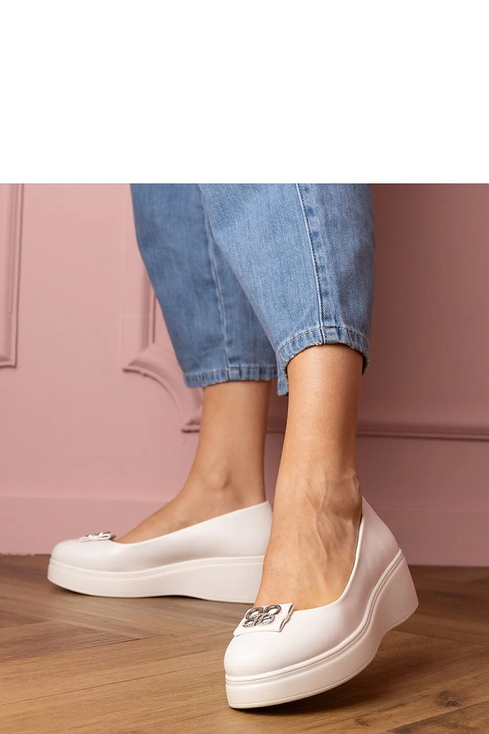 Buskin low shoes