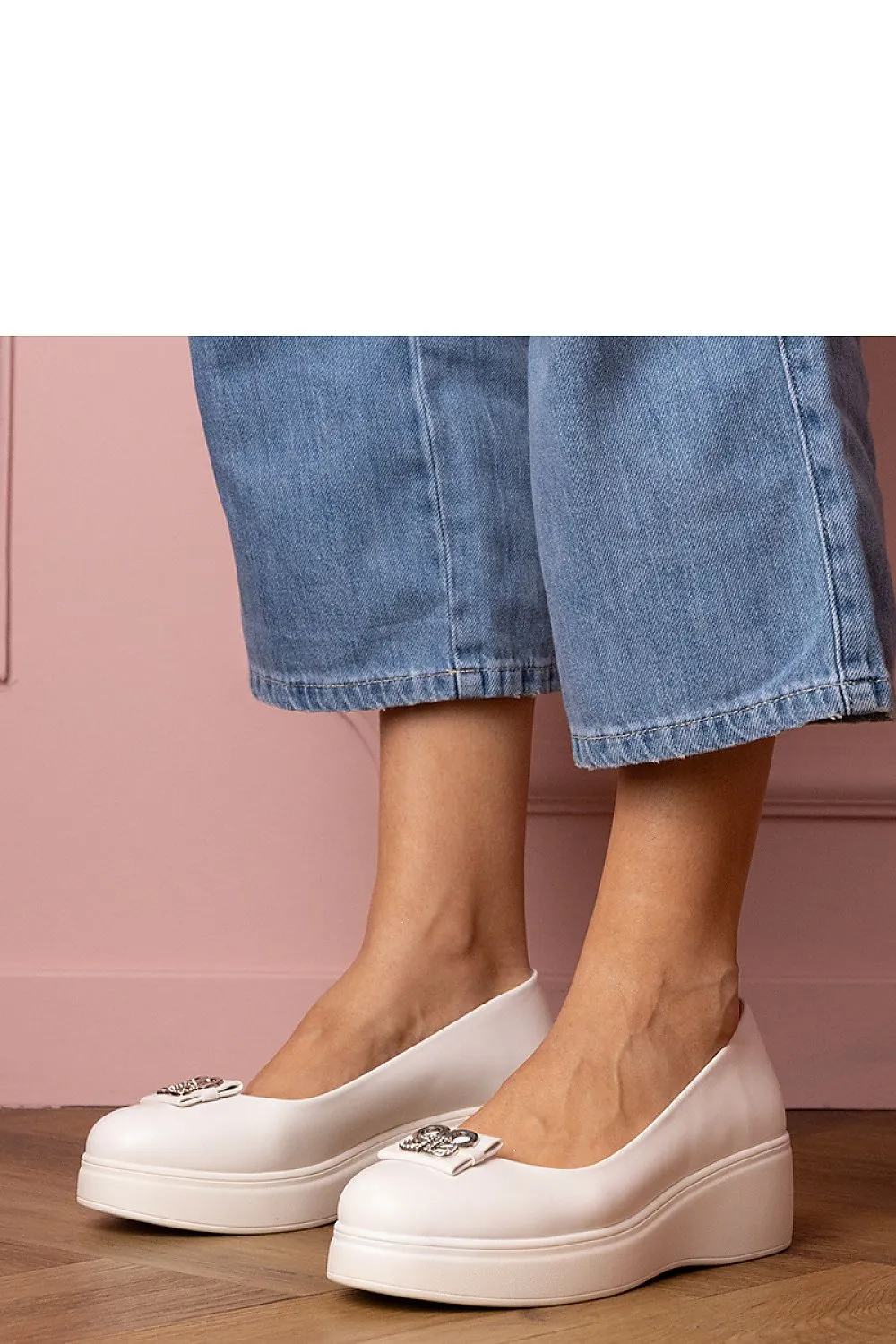 Buskin low shoes