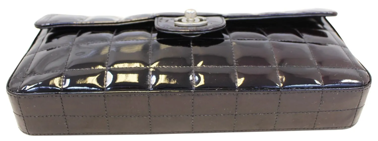 CHANEL Plum Patent Leather Square Stitch CC Shoulder Bag