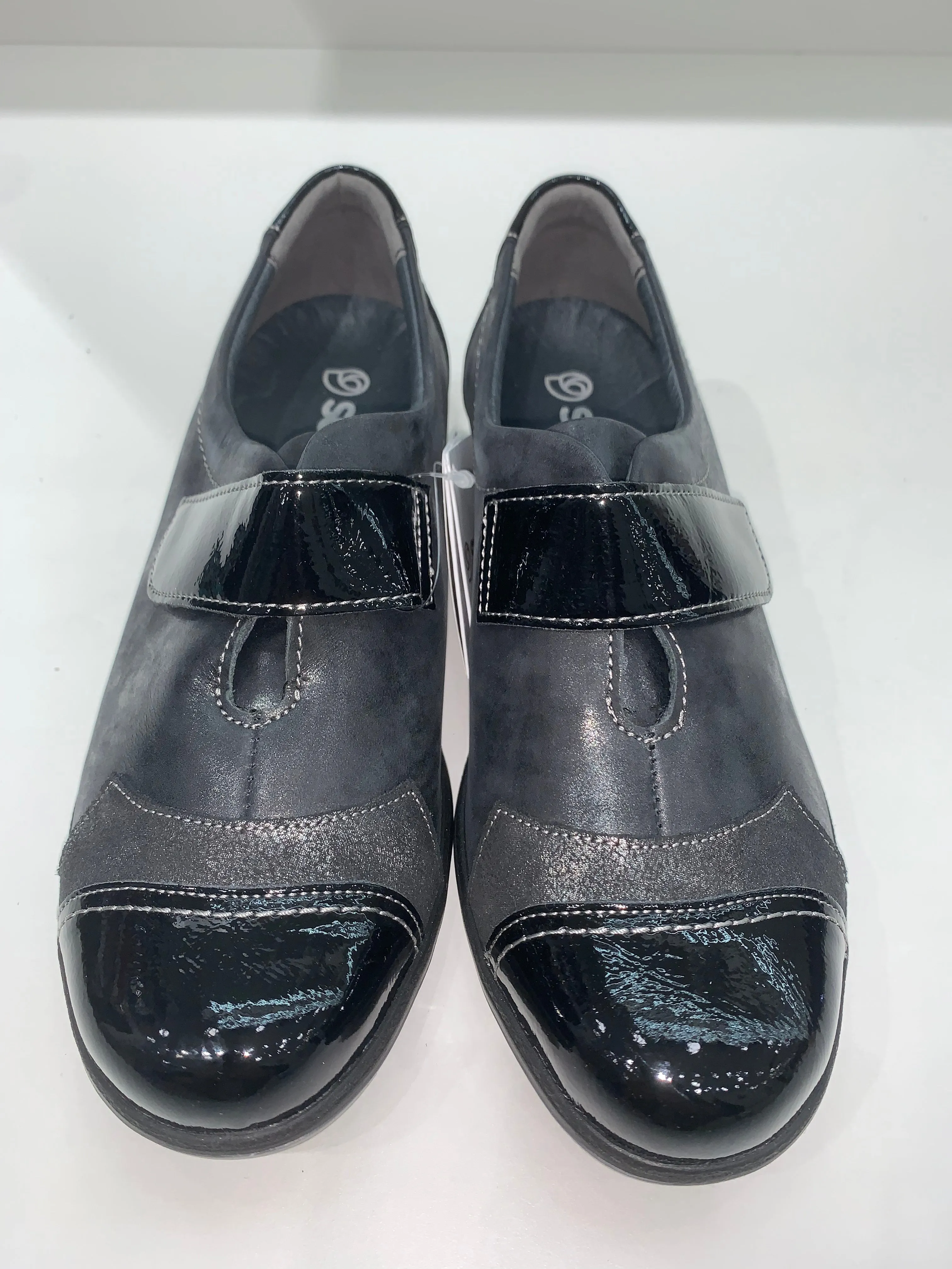 CHARM SHOES BLACK