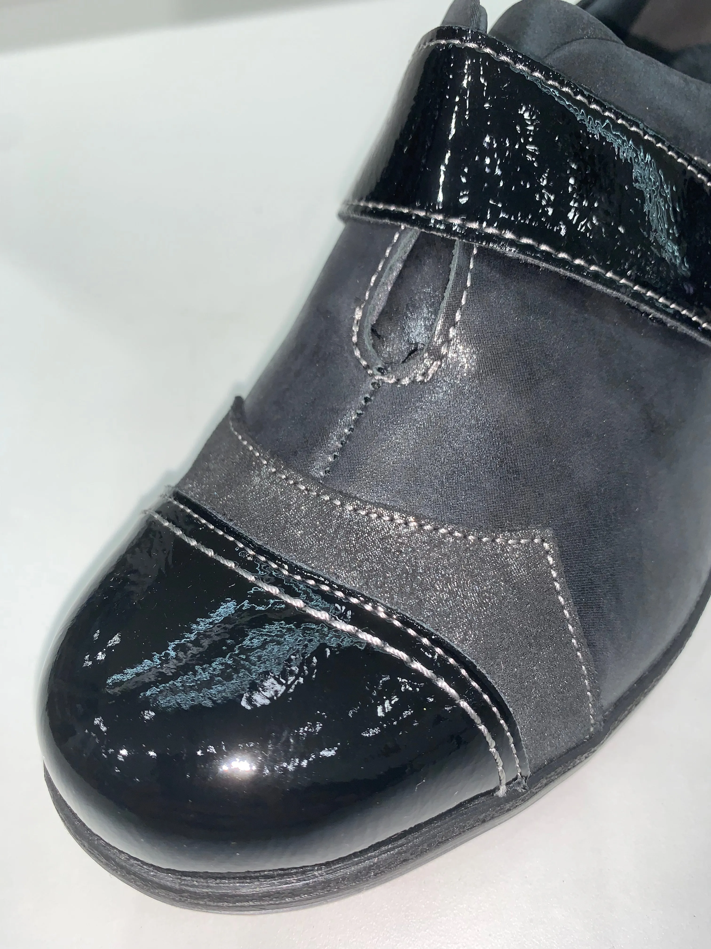 CHARM SHOES BLACK