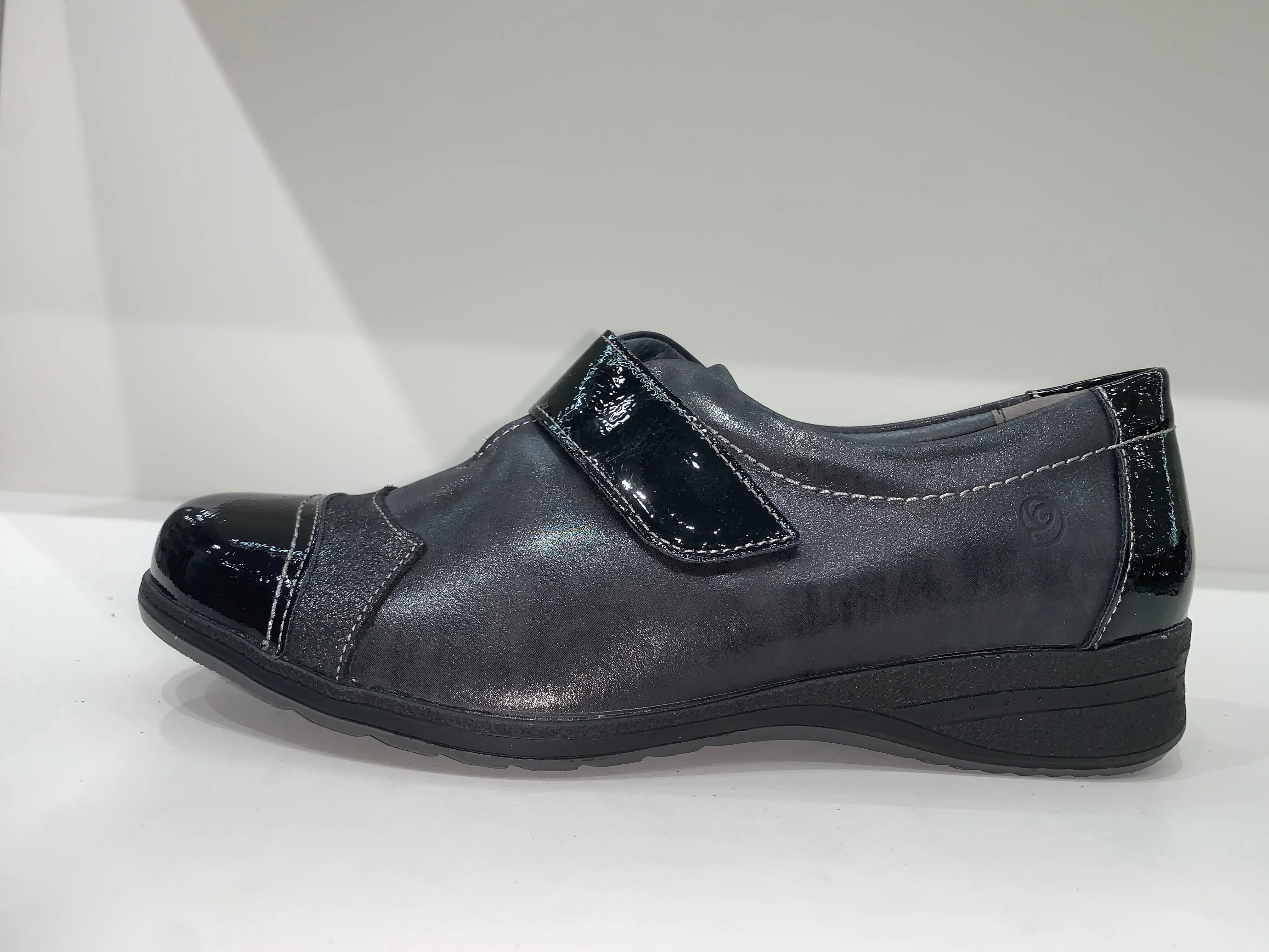 CHARM SHOES BLACK