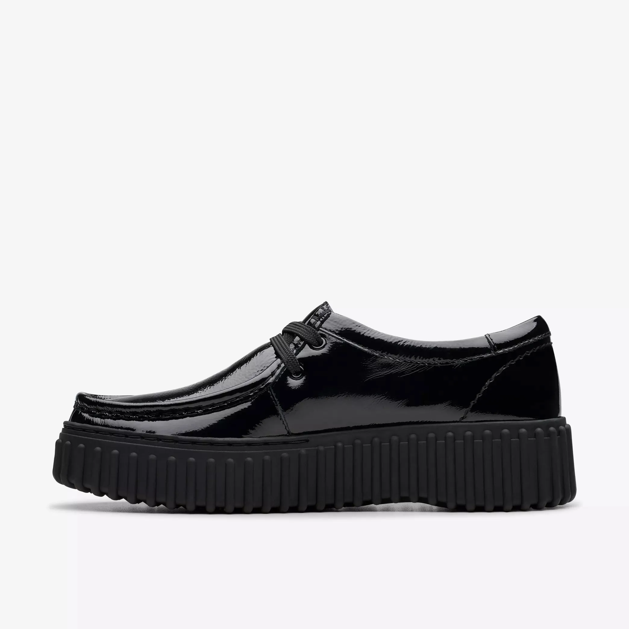 Clarks Women's Torhill Bee Black Patent 26179111
