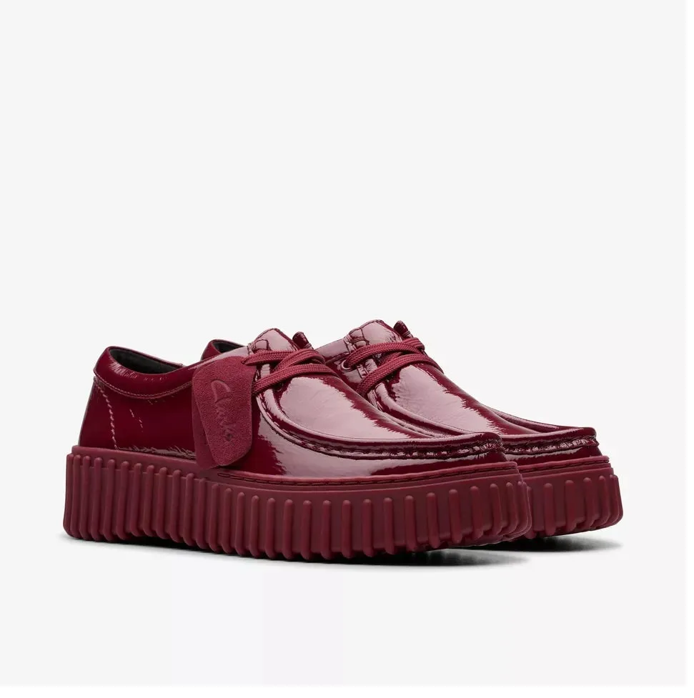 Clarks Women's Torhill Bee Burgundy Patent 26179115
