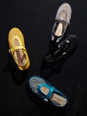 Dopamine Clean Fit Crochet Slip-On Shoes