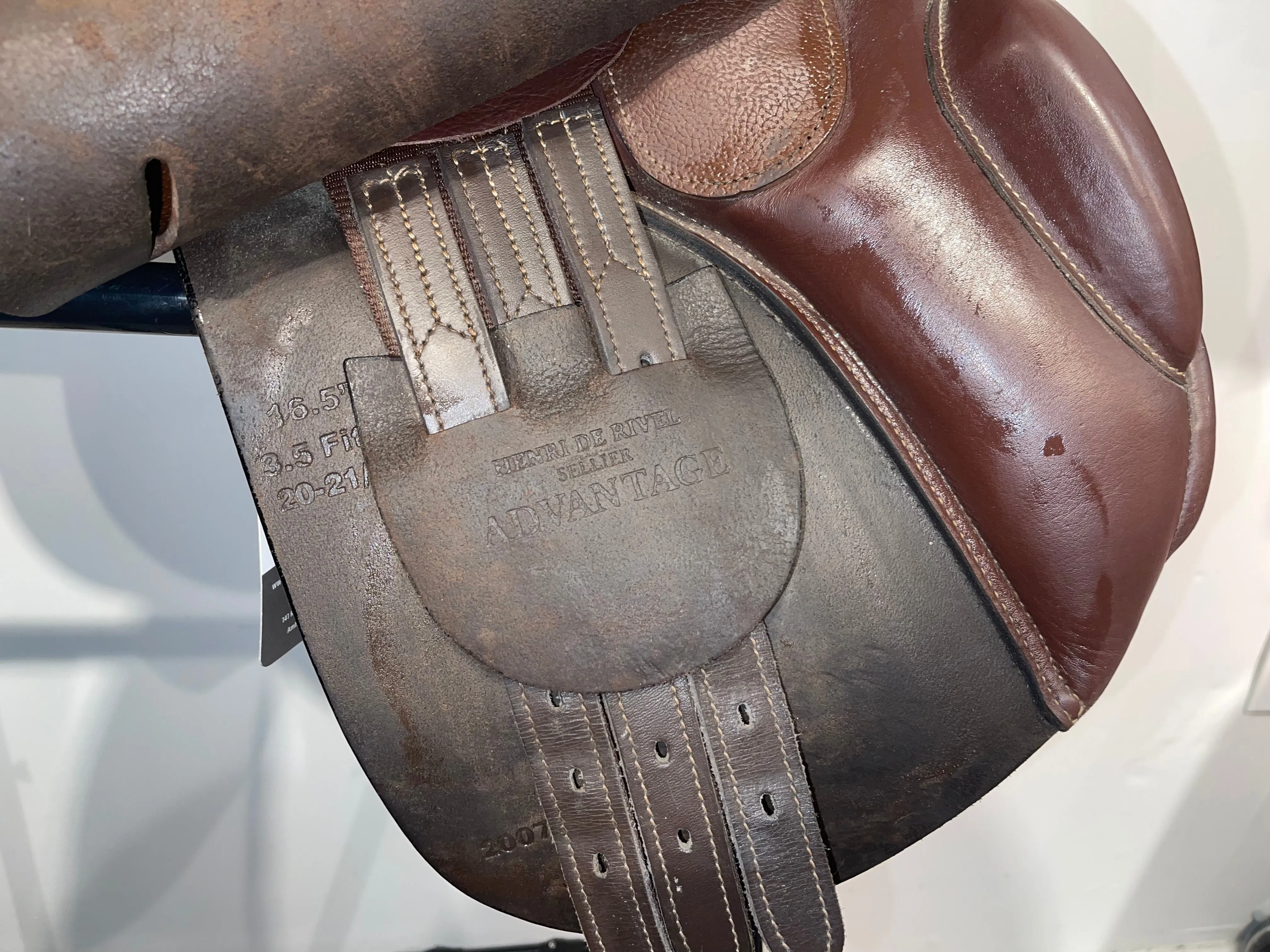 Henri de Rivel Advantage Close Contact Saddle 16.5in