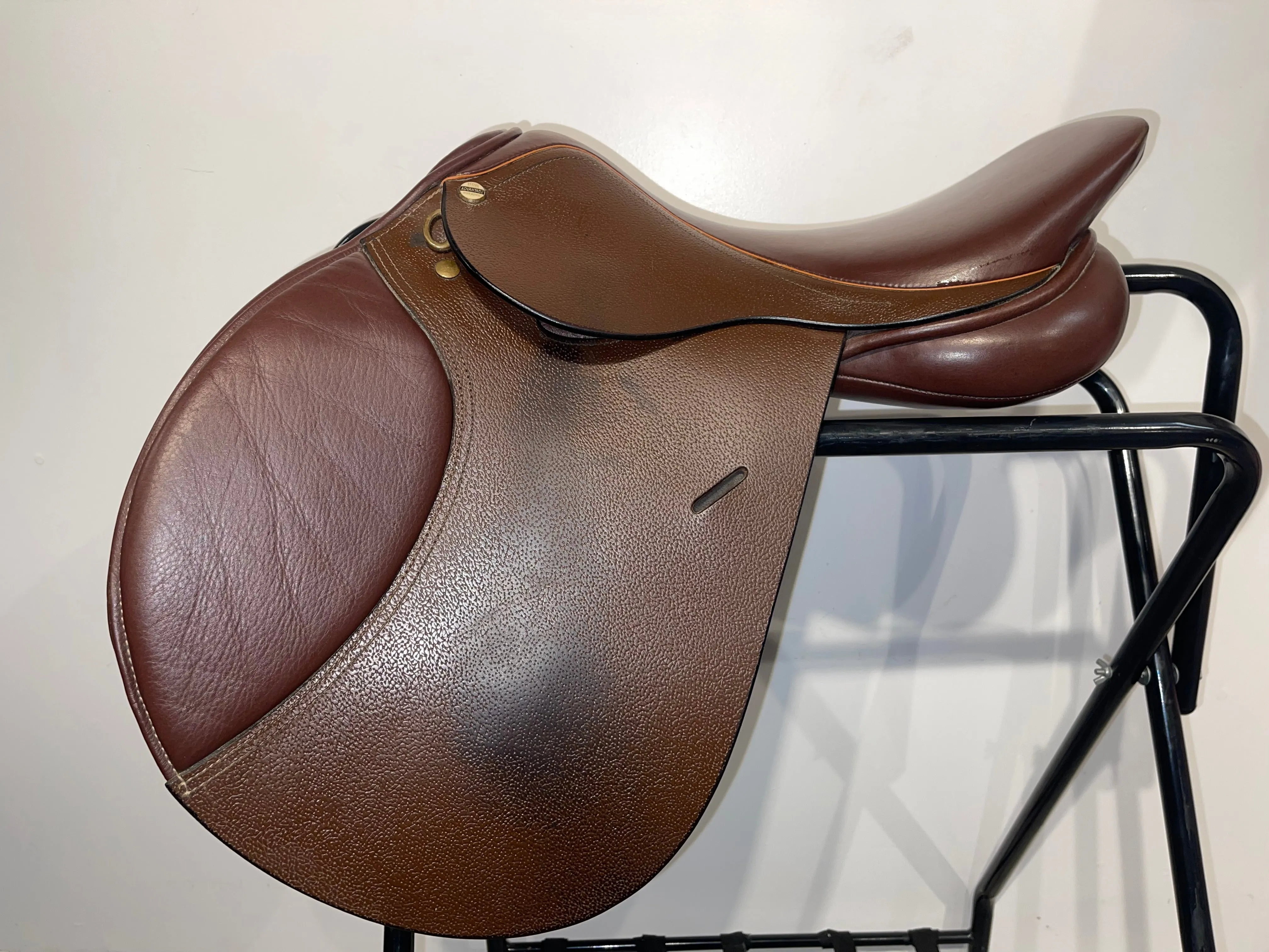 Henri de Rivel Advantage Close Contact Saddle 16.5in