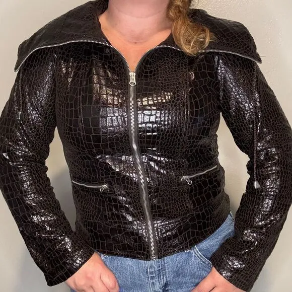 JUST B Dark Chocolate Brown Light Weight Crocodile Print Faux Leather Jacket M‎