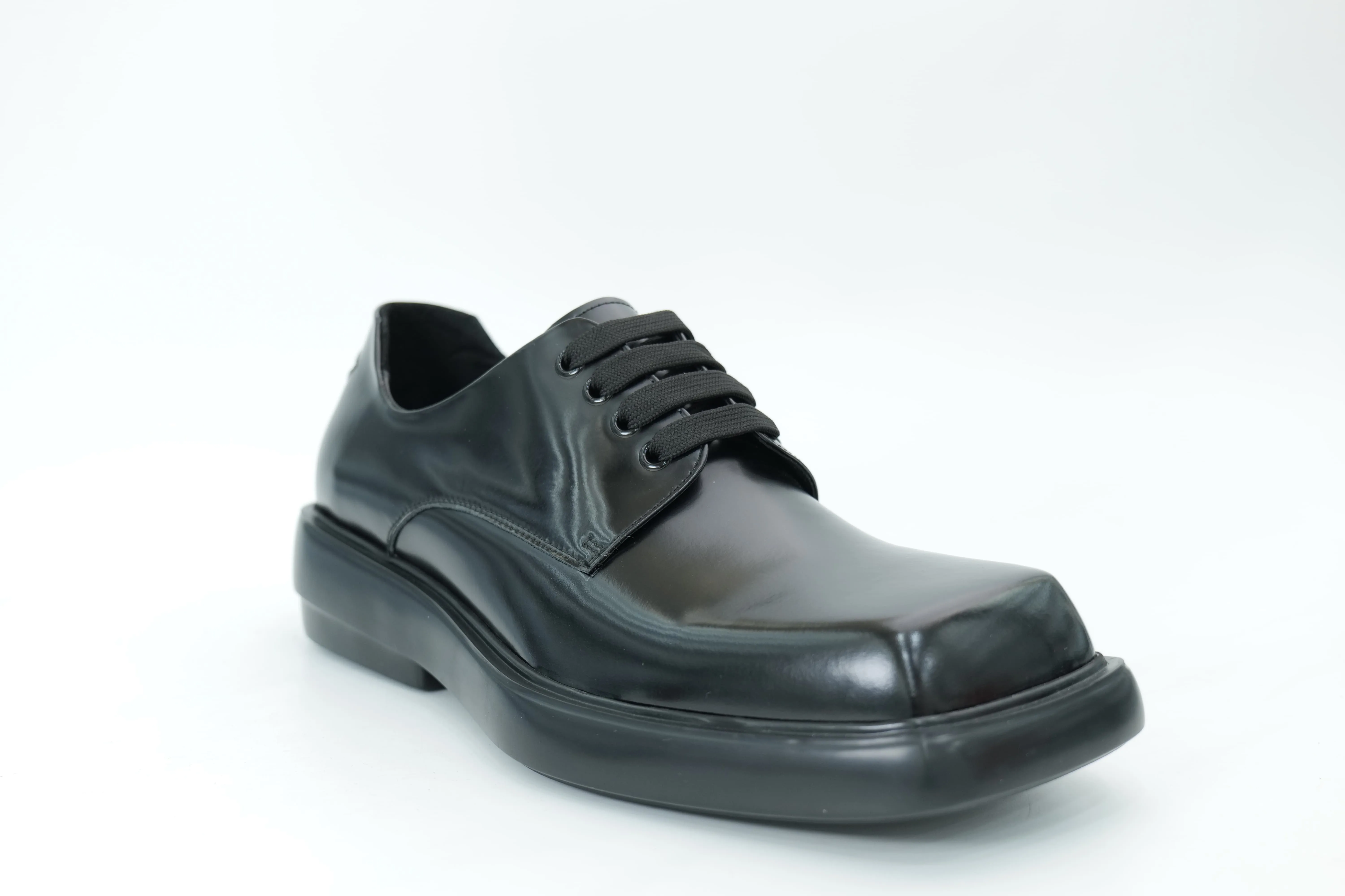 Platform shoes