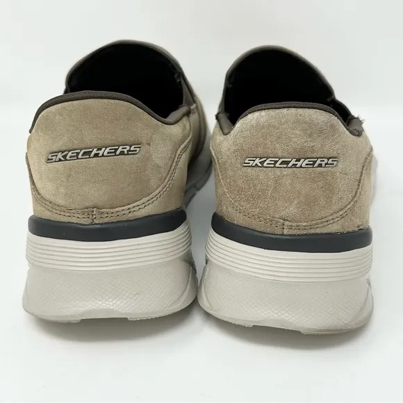 SKECHERS Men’s 7.5 EXTRA WIDE RELAXED FIT EQUALIZER 4.0 MYRKO WALKING SHOES