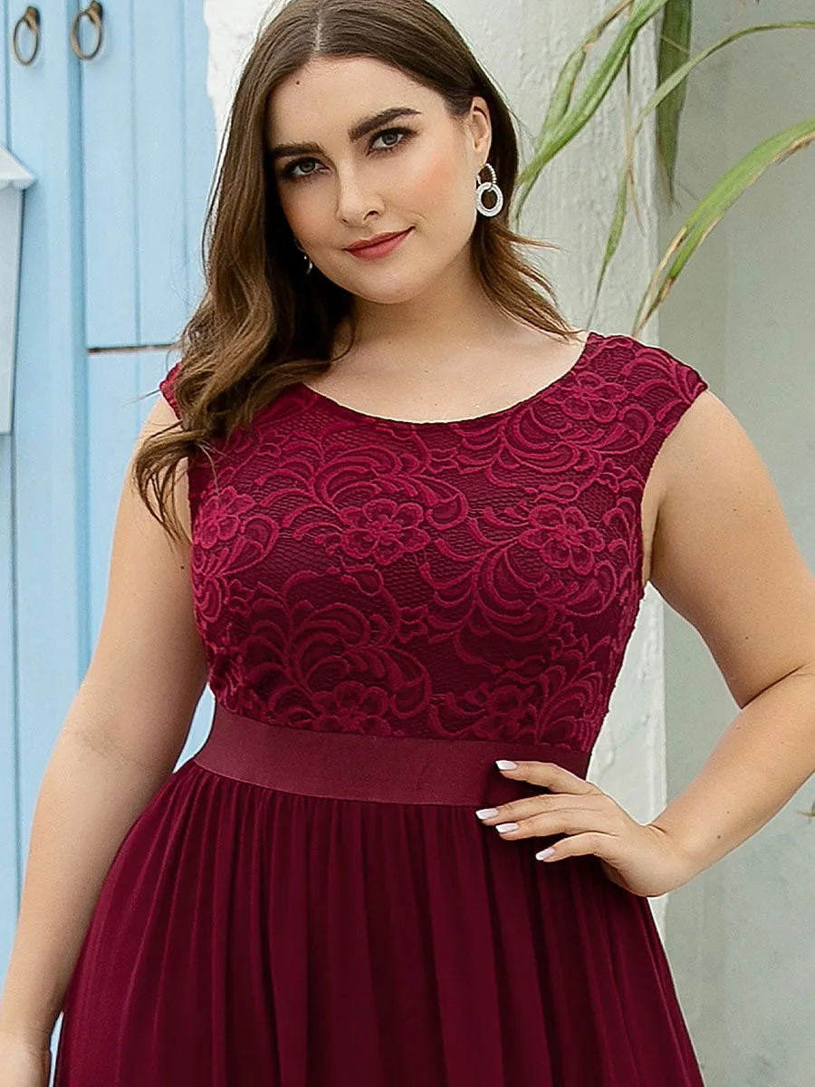 Taille personnalisée robe de demoiselle d'honneur classique à col rond et dos en dentelle