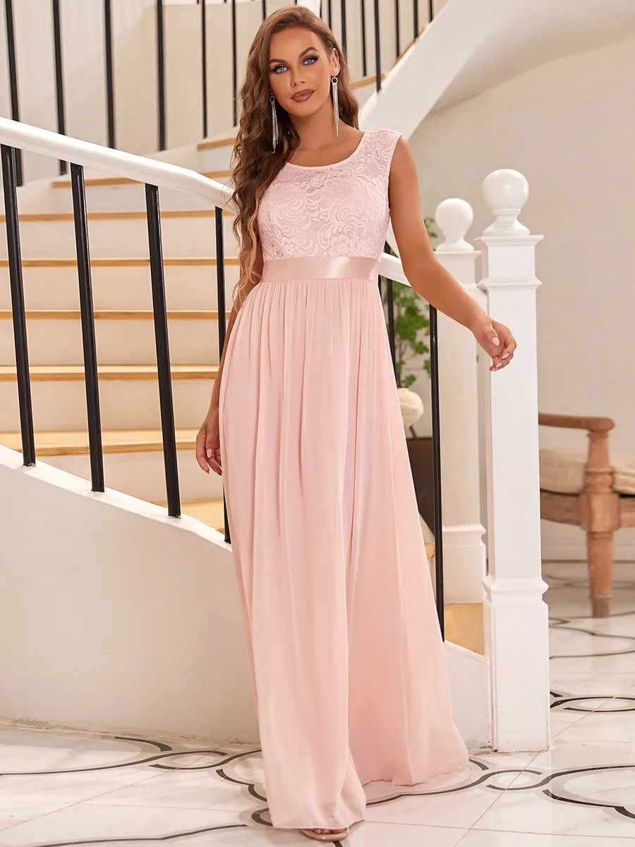 Taille personnalisée robe de demoiselle d'honneur classique à col rond et dos en dentelle