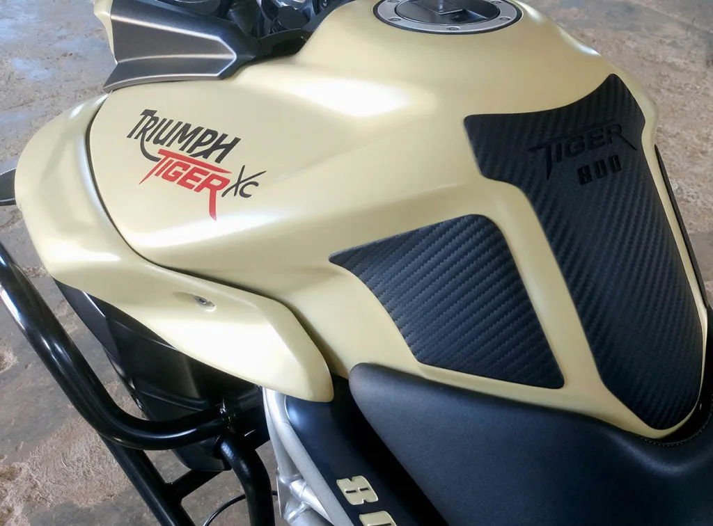 Triumph Tiger 800 Ergonomics - Knee Pad