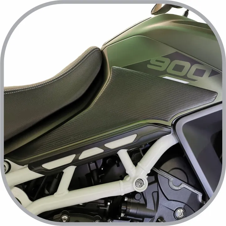 Triumph Tiger 900 Rally Ergonomics - Knee Pad