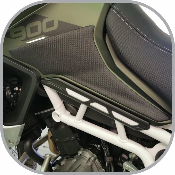 Triumph Tiger 900 Rally Ergonomics - Knee Pad