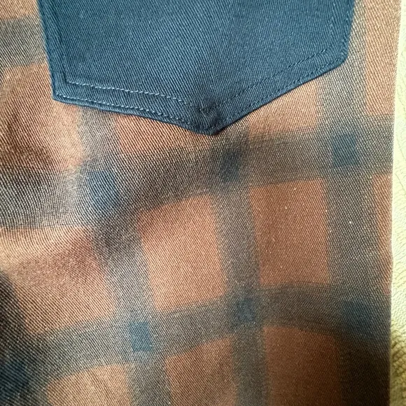 WEWOREWHAT Plaid Colorblock Icon Jeans Navy and Brown, Size 25🔥