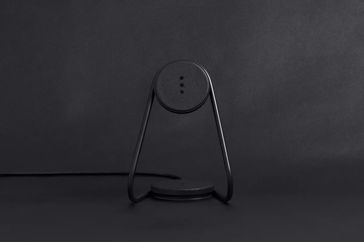 Wireless Charging Stand in Black